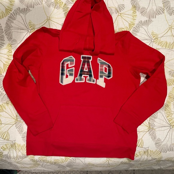 Gap hoodie red comfy cotton great condition - Picture 1 of 3